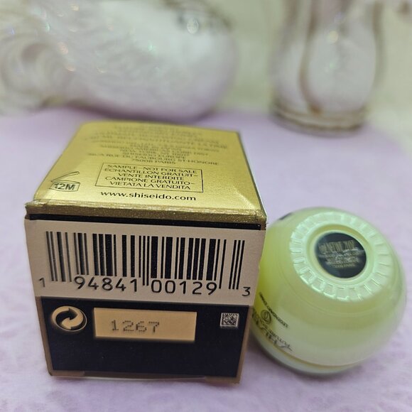 Shiseido Legendary Enmei Ultimate Luminance Serum 5ml & Renewing Cream 6ml Set - Picture 11 of 11